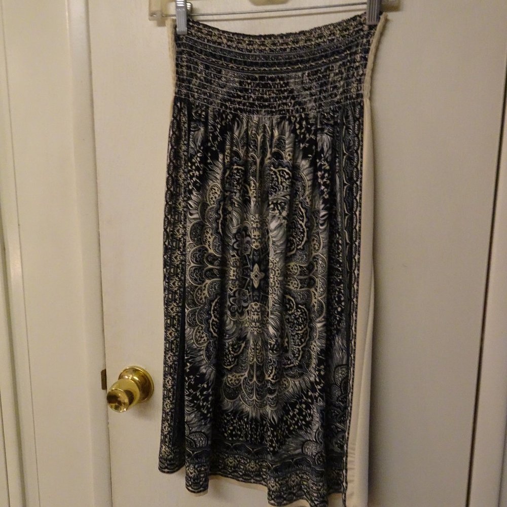 Elastic Waist Pull=on Geo Print Black & Blue short skirt S